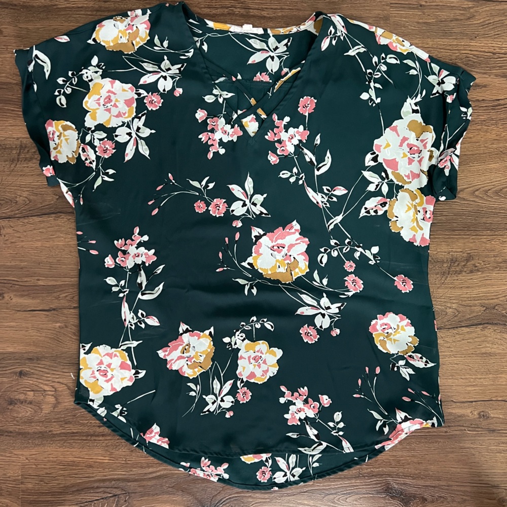 Cross neck floral top